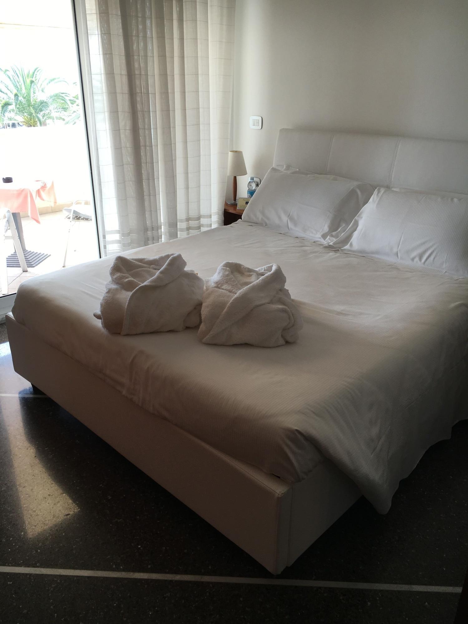 Hotel Internazionale Finale Ligure Zewnętrze zdjęcie
