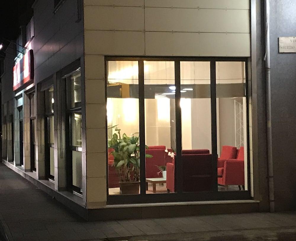 Hotel Internazionale Finale Ligure Zewnętrze zdjęcie