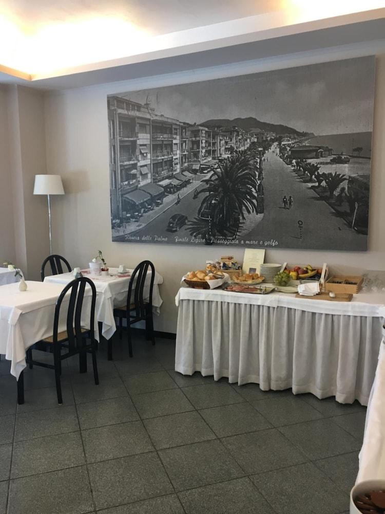 Hotel Internazionale Finale Ligure Zewnętrze zdjęcie