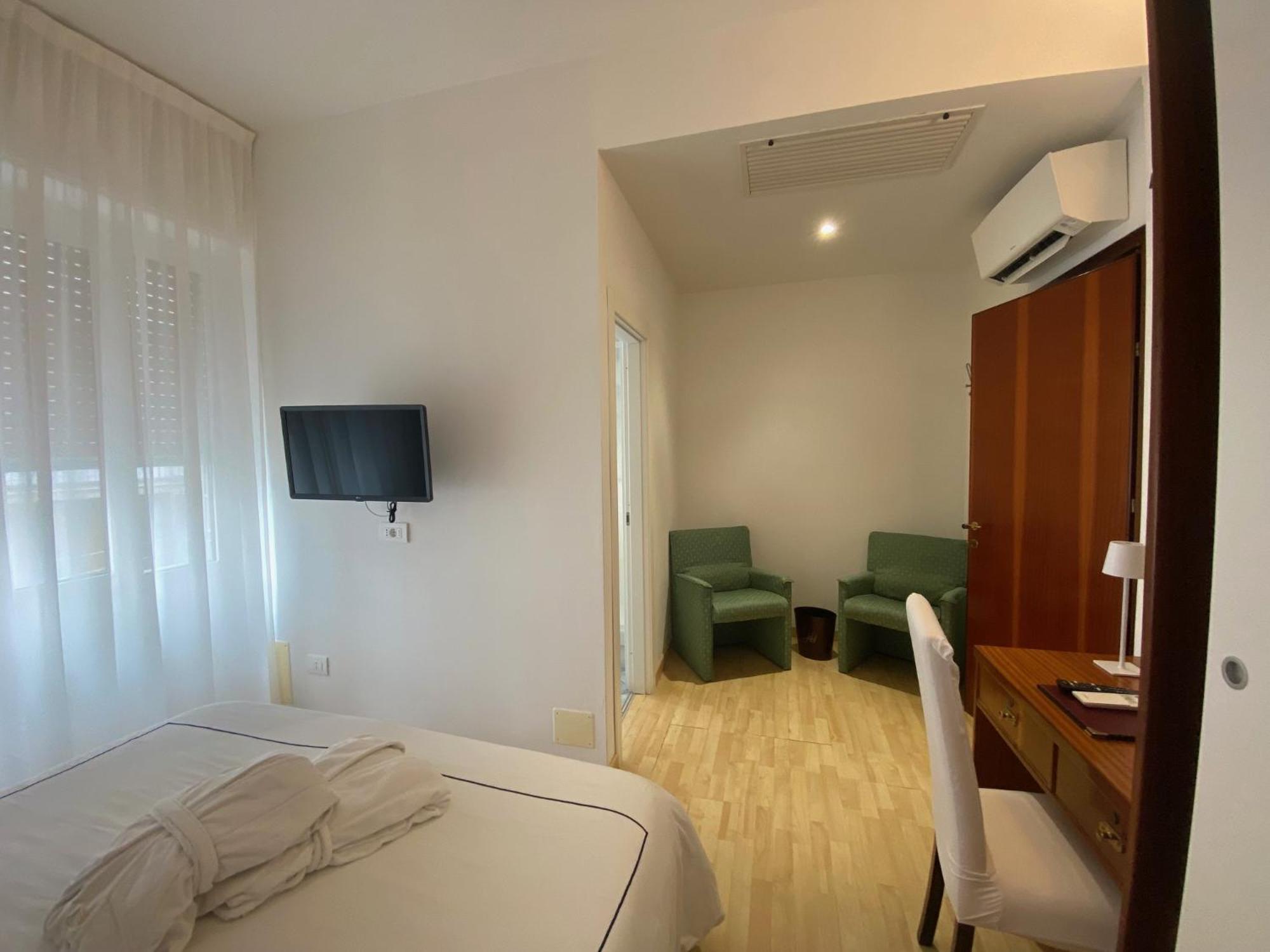 Hotel Internazionale Finale Ligure Zewnętrze zdjęcie