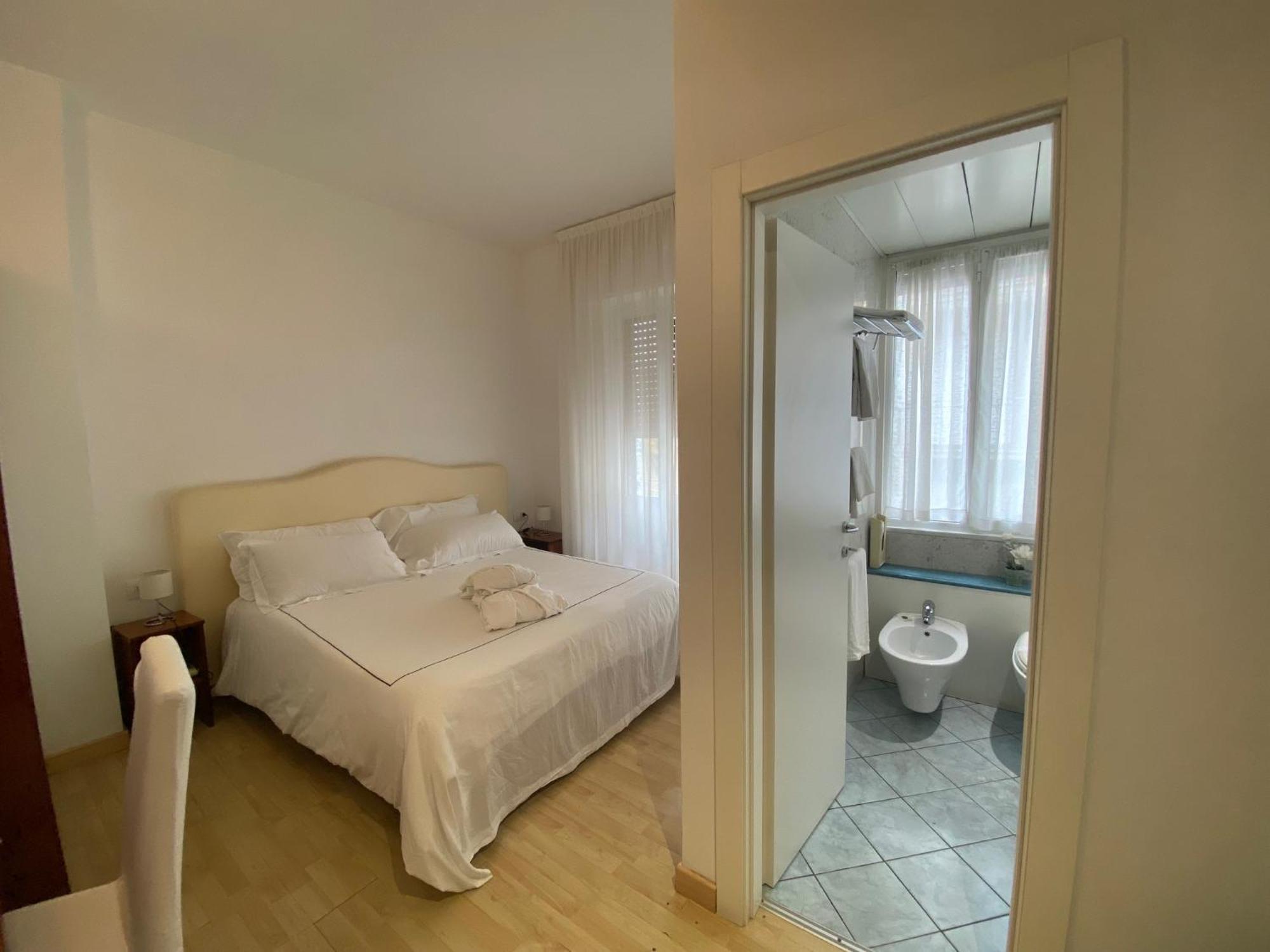Hotel Internazionale Finale Ligure Zewnętrze zdjęcie