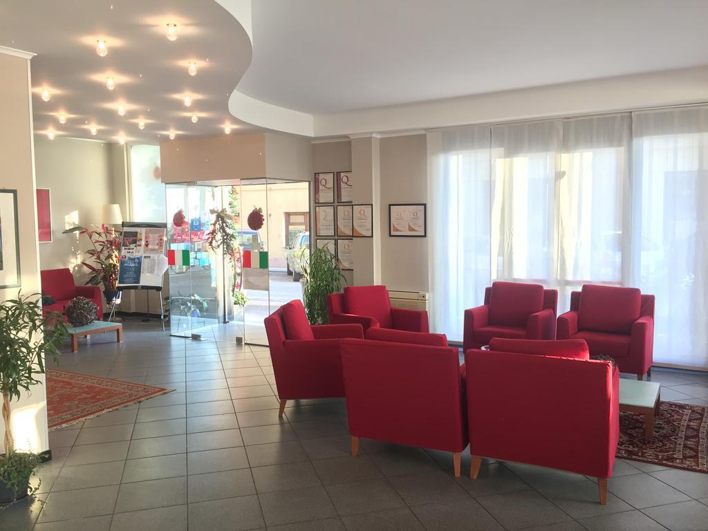 Hotel Internazionale Finale Ligure Zewnętrze zdjęcie