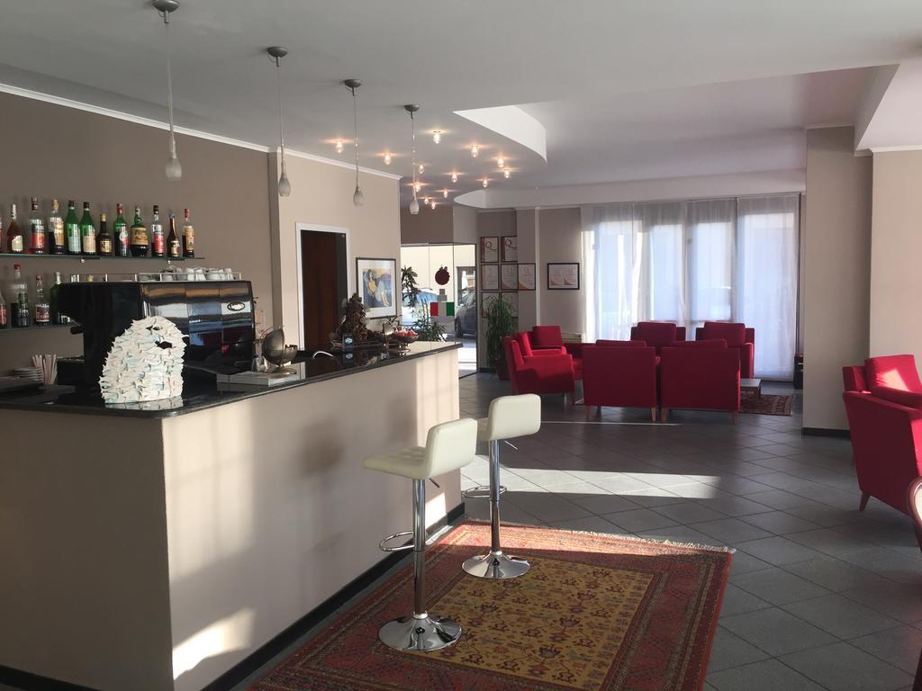 Hotel Internazionale Finale Ligure Zewnętrze zdjęcie